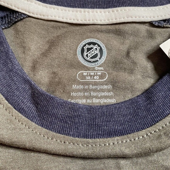 NHL Columbus Blue Jackets Logo LS Raglan Tee Men’s M Blue Gray New - Picture 5 of 10
